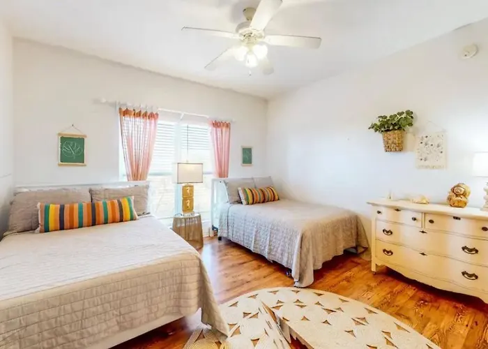 Holiday home 4014 Private 2 Pools Dog Friendly Sleeps 10 Gulf Shores